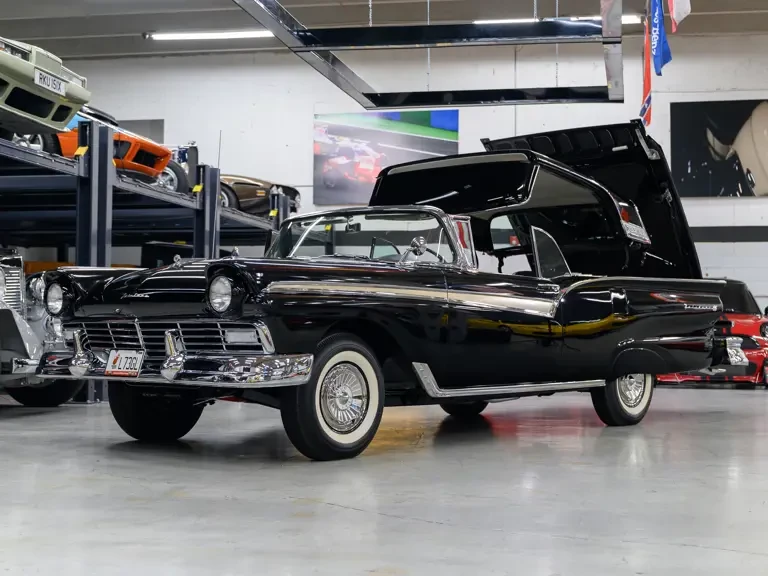 1957 Ford Fairlane 2nd Gen - Image 11 of 31