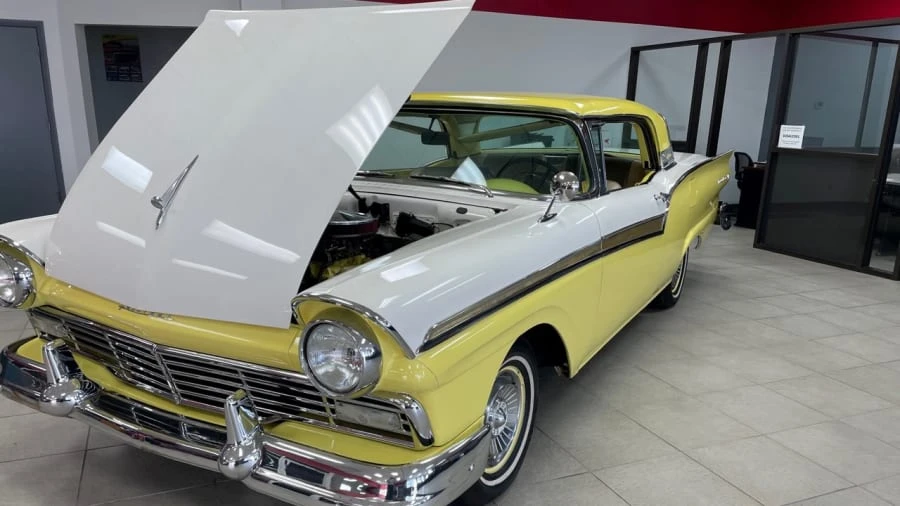 1957 Ford Fairlane 2nd Gen - Image 12 of 15