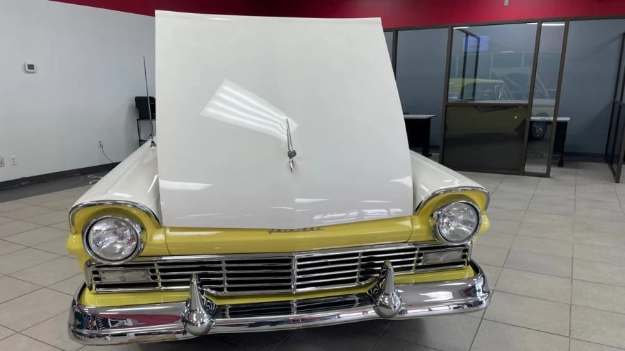 1957 Ford Fairlane 2nd Gen - Image 14 of 15