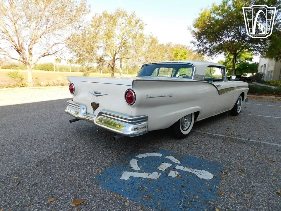 1957 Ford Fairlane 3rd Gen - Image 16 of 21