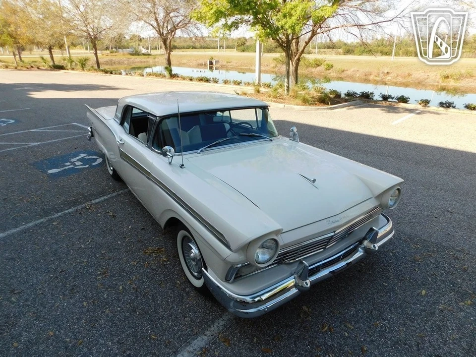 1957 Ford Fairlane 3rd Gen - Image 10 of 21