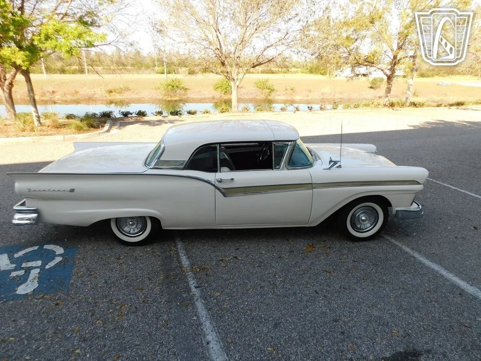 1957 Ford Fairlane 3rd Gen - Image 14 of 21