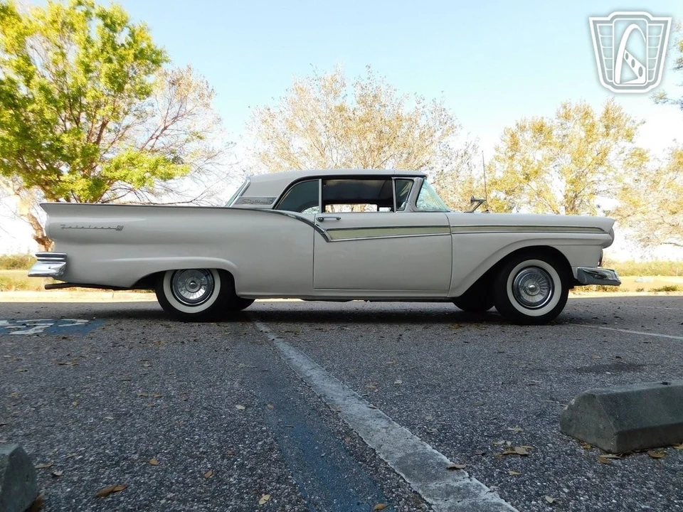 1957 Ford Fairlane 3rd Gen - Image 13 of 21