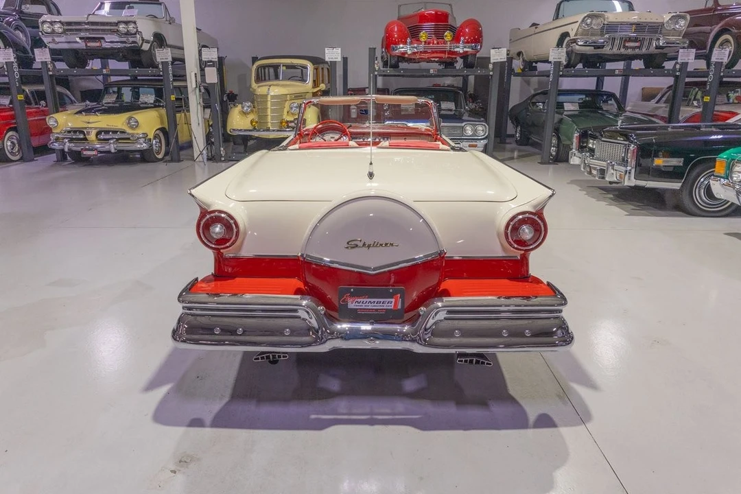 1957 Ford Fairlane 2nd Gen - Image 28 of 31