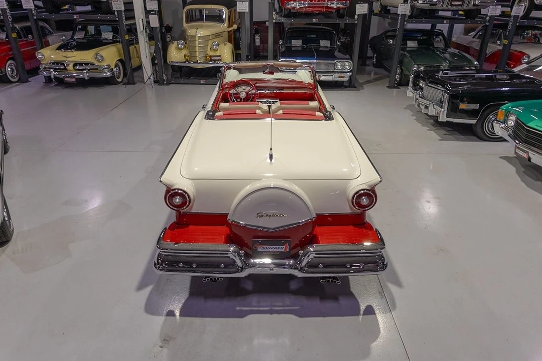 1957 Ford Fairlane 2nd Gen - Image 12 of 31