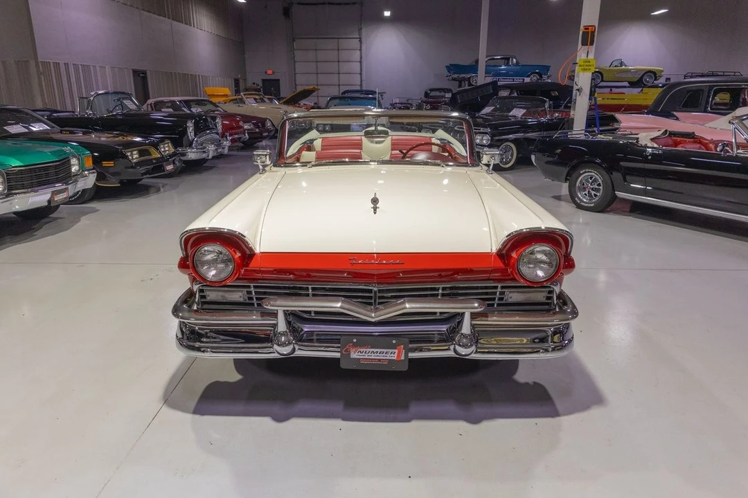 1957 Ford Fairlane 2nd Gen - Image 24 of 31