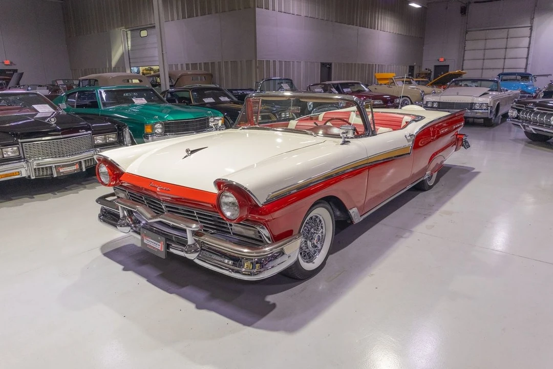 1957 Ford Fairlane 2nd Gen - Image 23 of 31
