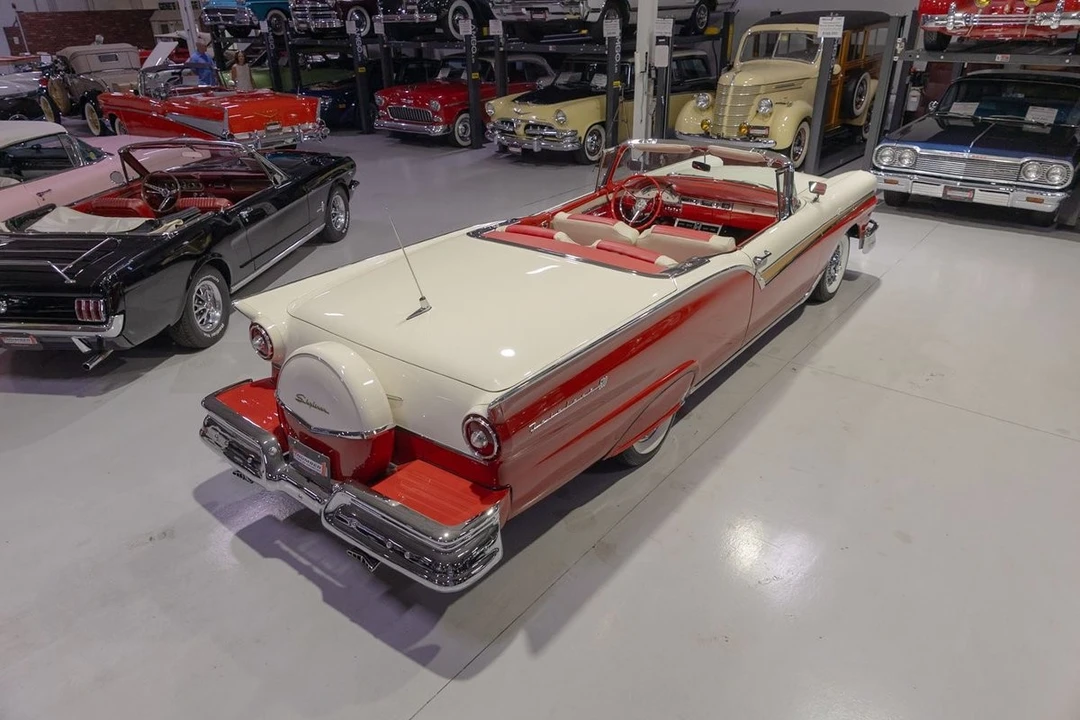 1957 Ford Fairlane 2nd Gen - Image 11 of 31