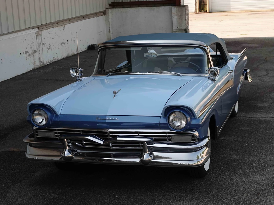 1957 Ford Fairlane 2nd Gen - Image 10 of 31