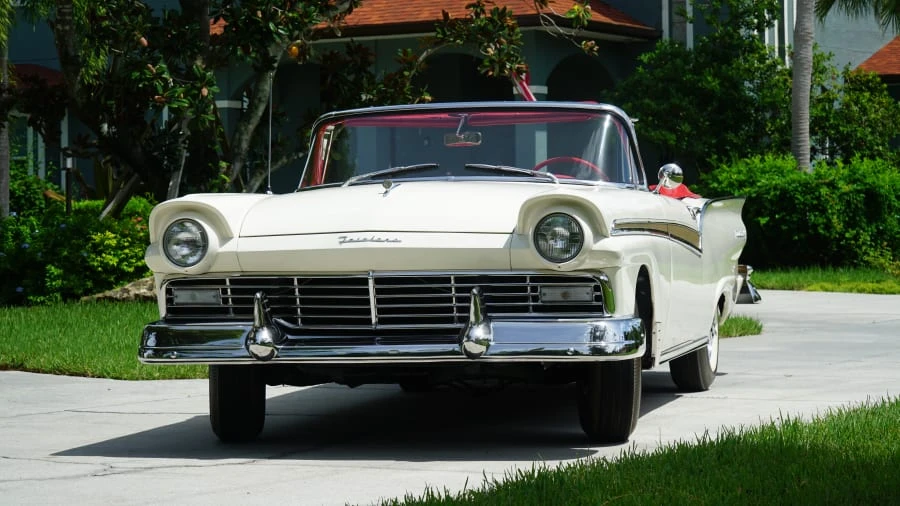 1957 Ford Fairlane 2nd Gen - Image 4 of 31