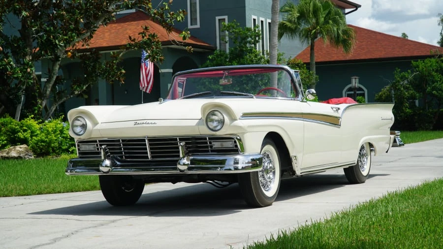 1957 Ford Fairlane 2nd Gen - Image 17 of 31
