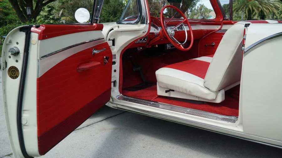 1957 Ford Fairlane 2nd Gen - Image 25 of 31