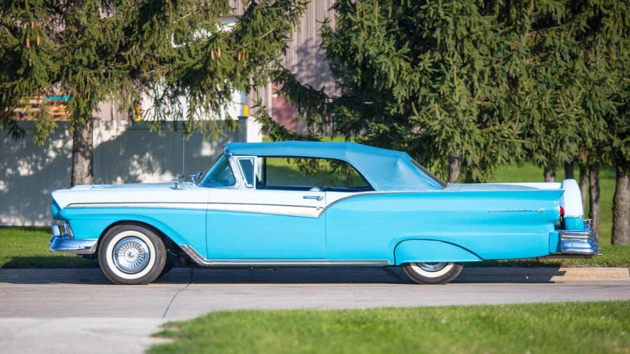 1957 Ford Fairlane 2nd Gen - Image 2 of 20