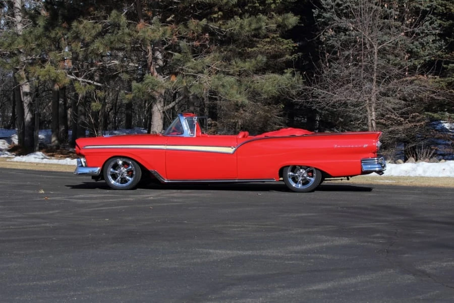 1957 Ford Fairlane 2nd Gen - Image 3 of 10