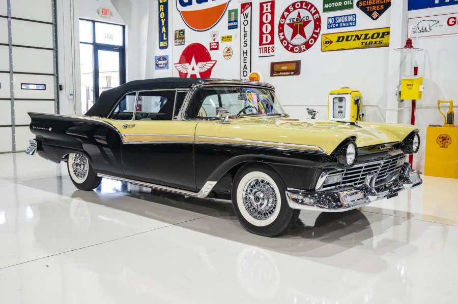 1957 Ford Fairlane 2nd Gen - Image 9 of 31