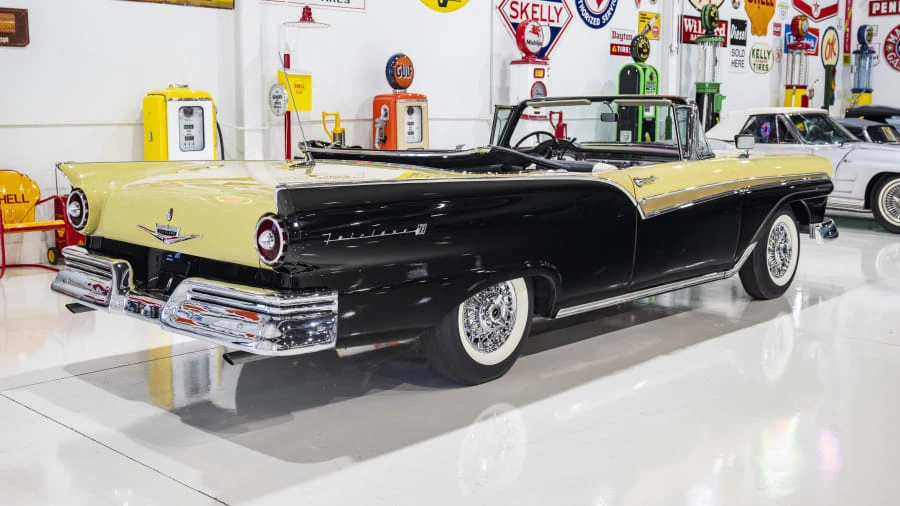 1957 Ford Fairlane 2nd Gen - Image 10 of 31