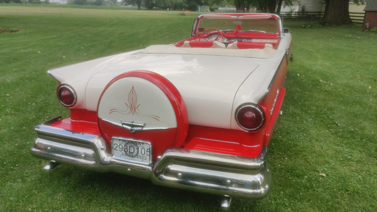 1957 Ford Fairlane 3rd Gen - Image 9 of 31