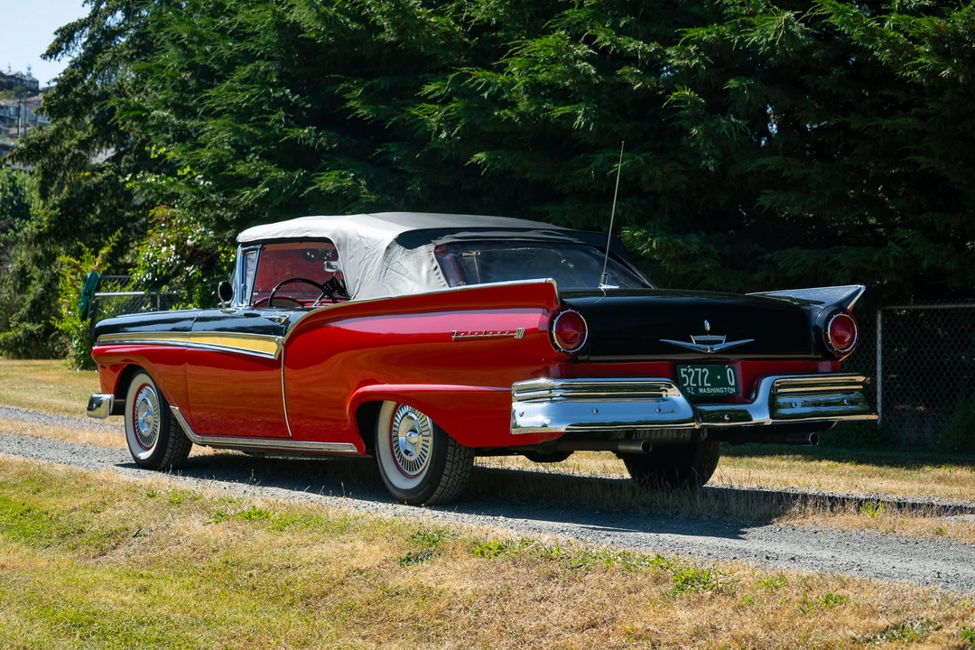 1957 Ford Fairlane 2nd Gen - Image 11 of 31