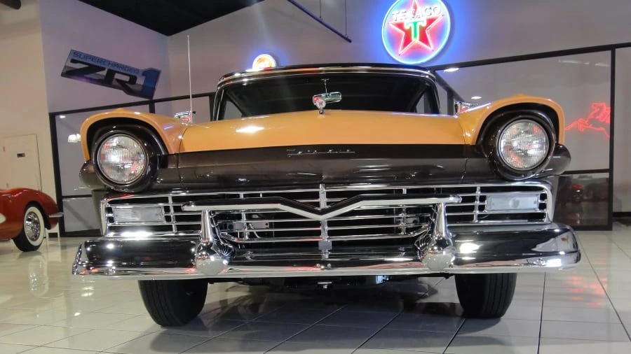 1957 Ford Fairlane 2nd Gen - Image 7 of 8