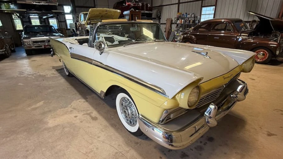 1957 Ford Fairlane 2nd Gen - Image 10 of 17