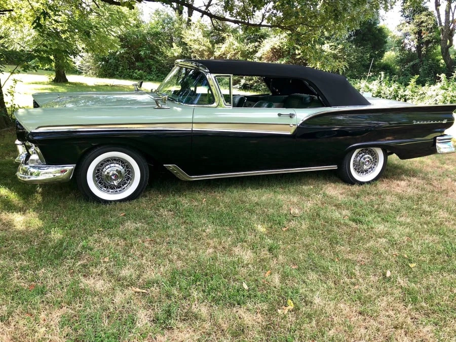 1957 Ford Fairlane 2nd Gen - Image 11 of 12