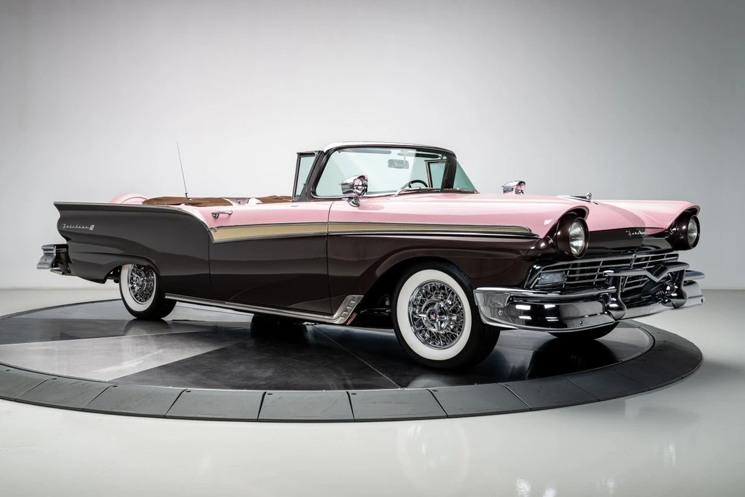 1957 Ford Fairlane 2nd Gen - Image 11 of 21