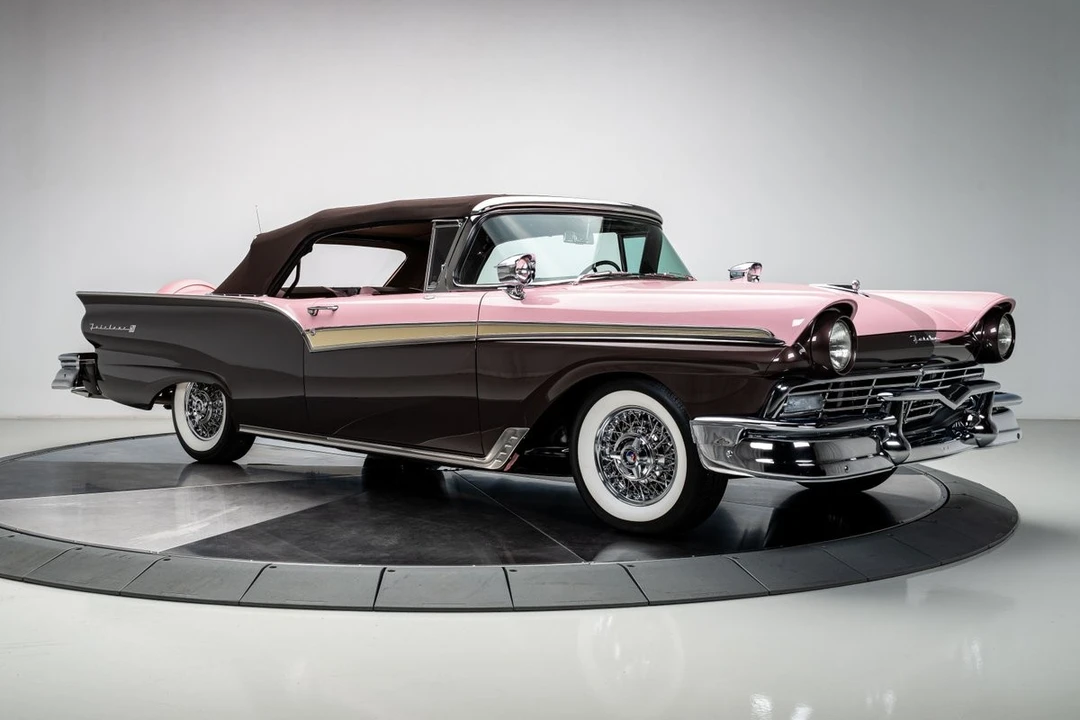 1957 Ford Fairlane 2nd Gen - Image 10 of 21