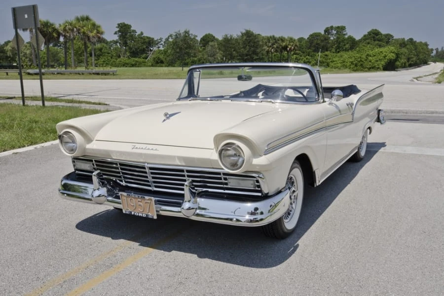 1957 Ford Fairlane 2nd Gen - Image 3 of 12