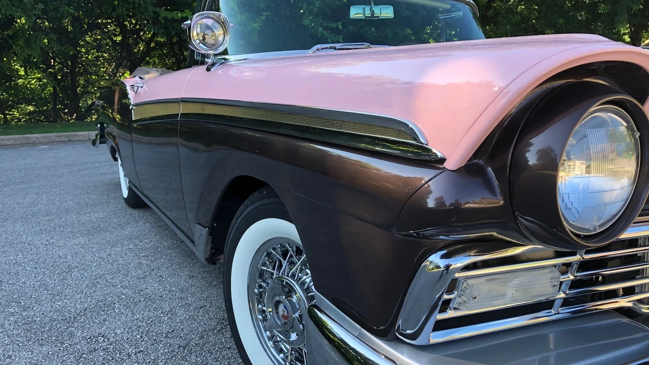 1957 Ford Fairlane 2nd Gen - Image 6 of 7