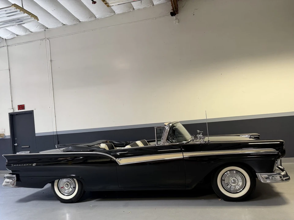 1957 Ford Fairlane 2nd Gen - Image 12 of 31