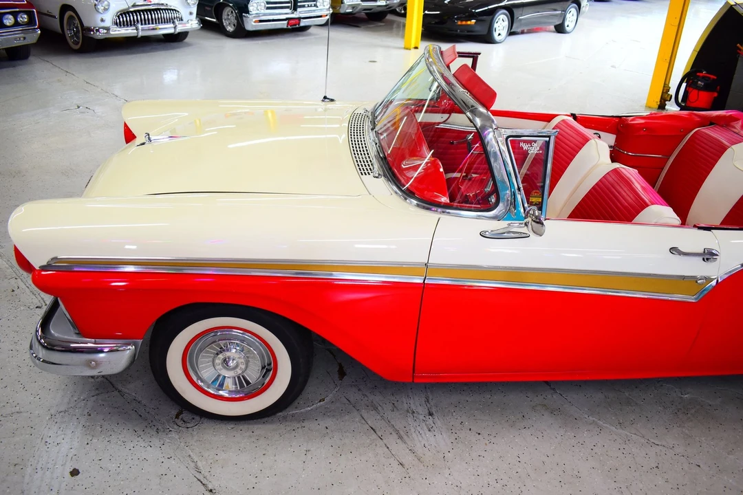 1957 Ford Fairlane 2nd Gen - Image 19 of 20