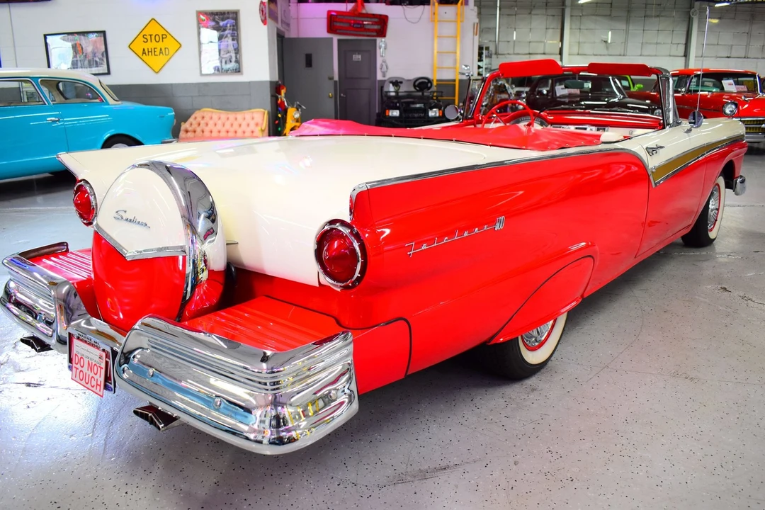 1957 Ford Fairlane 2nd Gen - Image 9 of 20