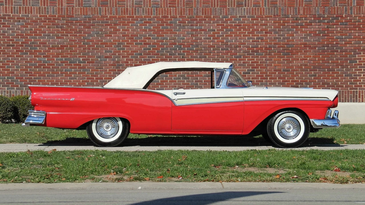 1957 Ford Fairlane 2nd Gen - Image 8 of 21