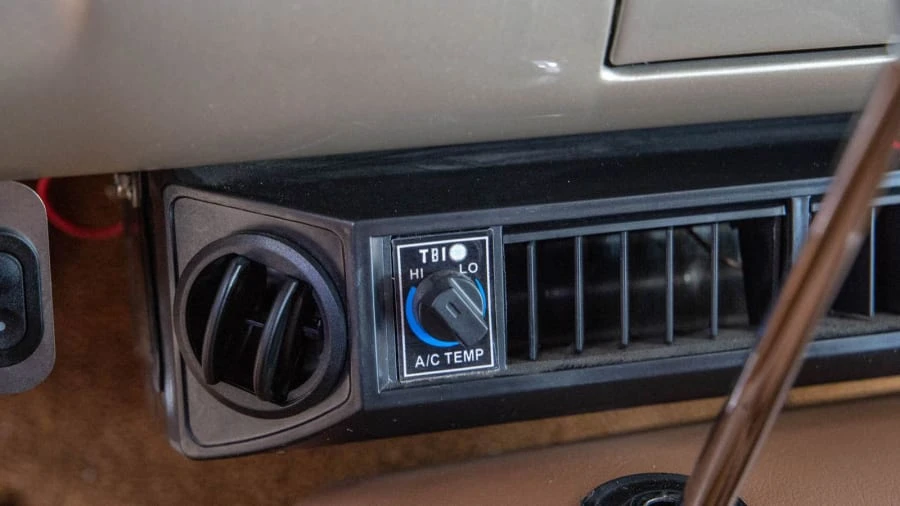 1957 Ford Fairlane 2nd Gen - Image 21 of 27