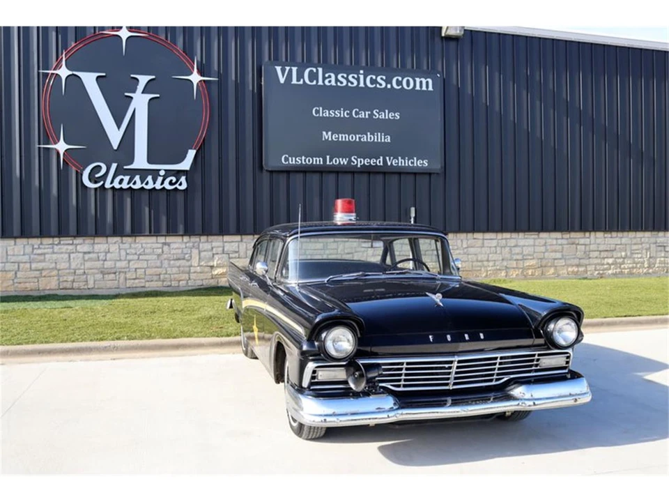 1957 Ford Fairlane 2nd Gen - Image 24 of 31