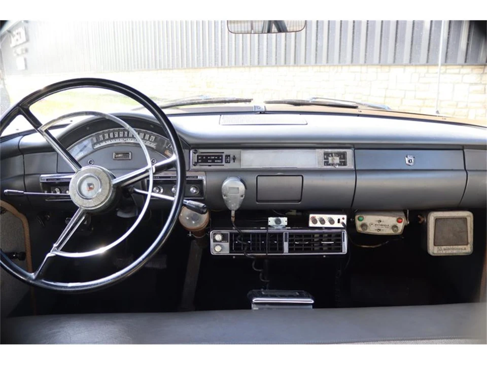 1957 Ford Fairlane 2nd Gen - Image 27 of 31