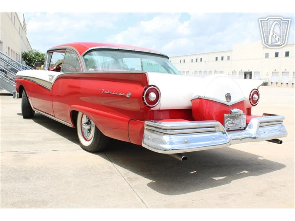1957 Ford Fairlane 2nd Gen - Image 24 of 31