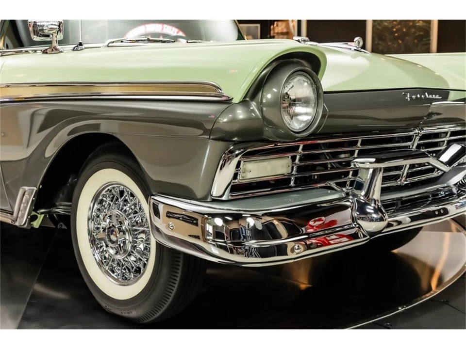 1957 Ford Fairlane 2nd Gen - Image 23 of 31