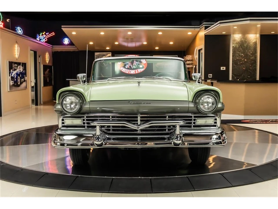 1957 Ford Fairlane 2nd Gen - Image 9 of 31