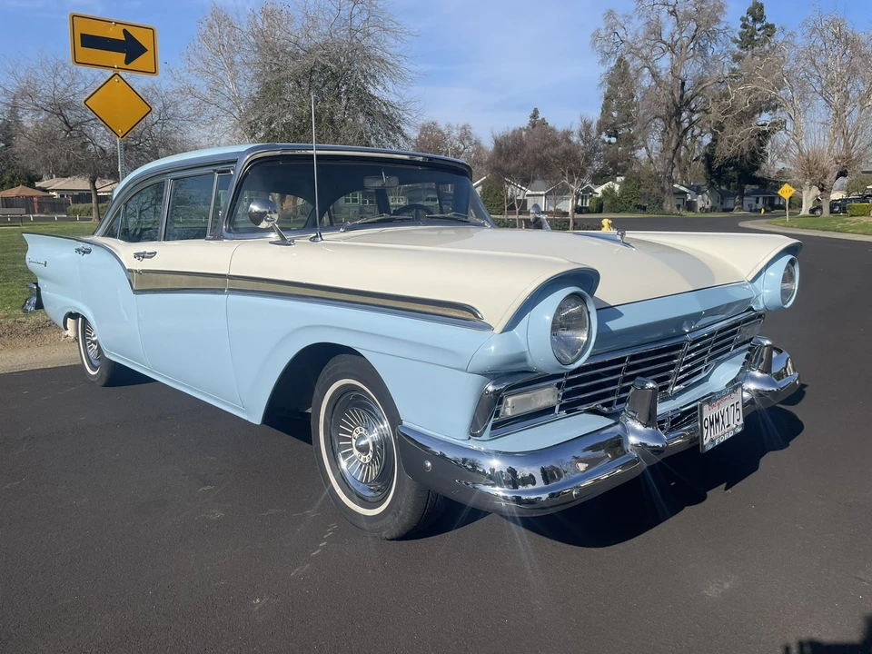 1957 Ford Fairlane 2nd Gen - Image 4 of 31