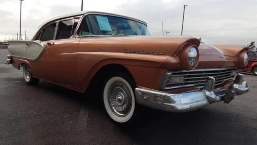 1957 Ford Fairlane 2nd Gen - Image 24 of 29