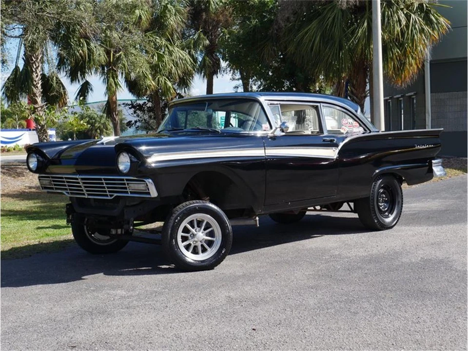 1957 Ford Fairlane 2nd Gen - Image 9 of 31