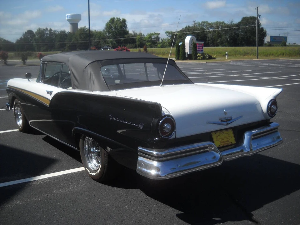 1957 Ford Fairlane 2nd Gen - Image 6 of 31