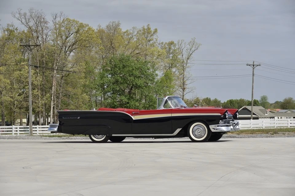 1957 Ford Fairlane 2nd Gen - Image 21 of 31