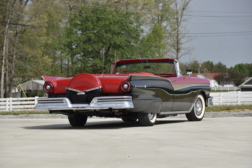 1957 Ford Fairlane 2nd Gen - Image 4 of 31