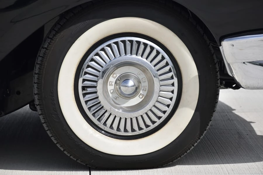 1957 Ford Fairlane 2nd Gen - Image 14 of 31