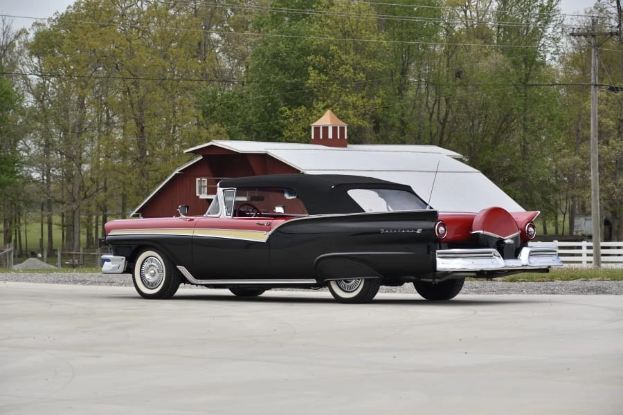 1957 Ford Fairlane 2nd Gen - Image 17 of 31