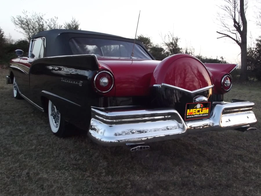 1957 Ford Fairlane 2nd Gen - Image 7 of 8