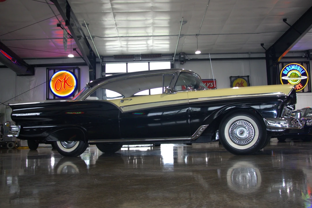 1957 Ford Fairlane 2nd Gen - Image 17 of 21
