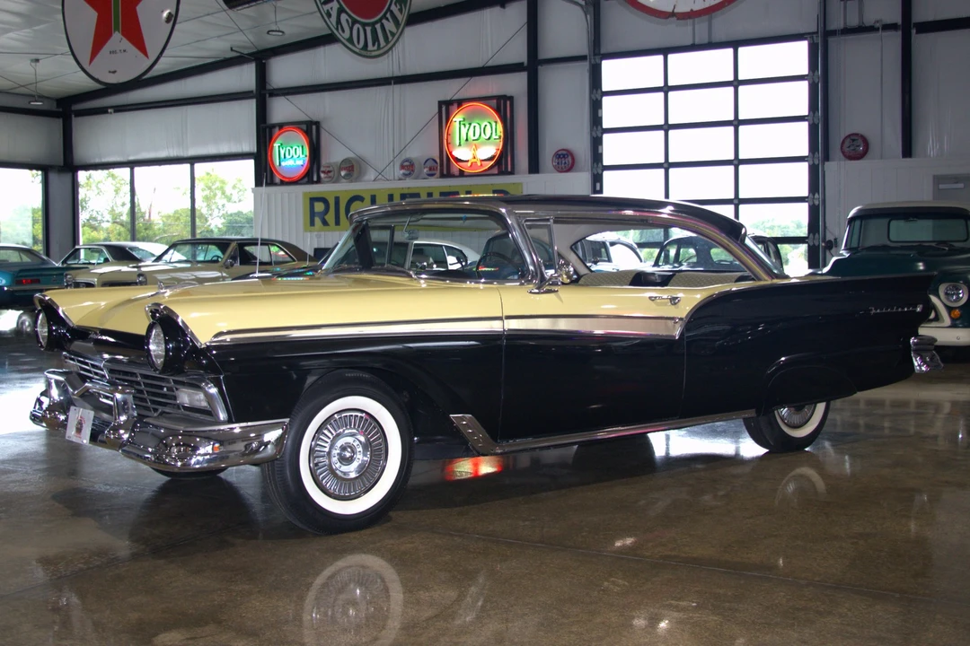 1957 Ford Fairlane 2nd Gen - Image 4 of 21